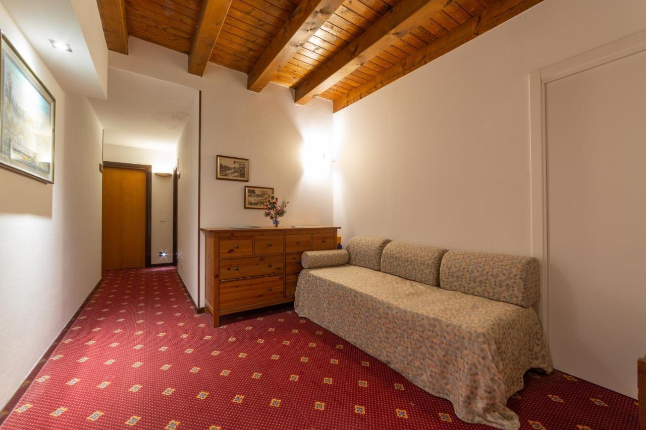 Albergo Ristorante Leon D'Oro Эсте Экстерьер фото