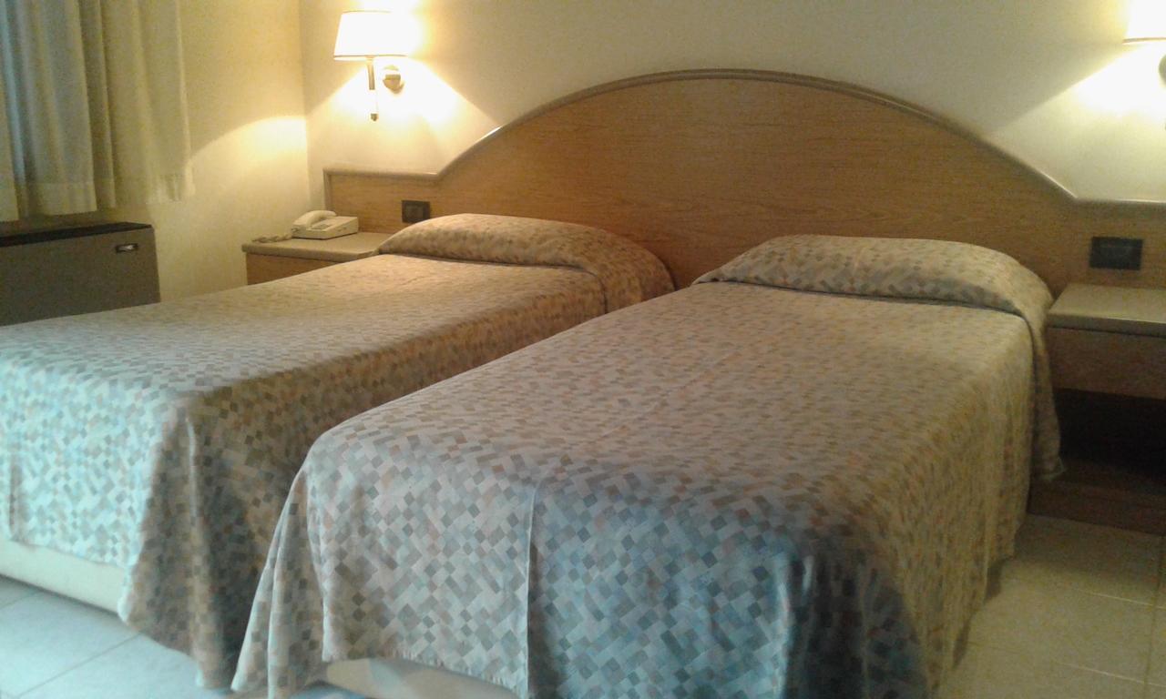 Albergo Ristorante Leon D'Oro Эсте Экстерьер фото