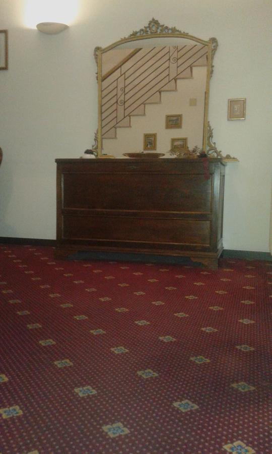 Albergo Ristorante Leon D'Oro Эсте Экстерьер фото